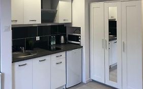 Aparthotel 11